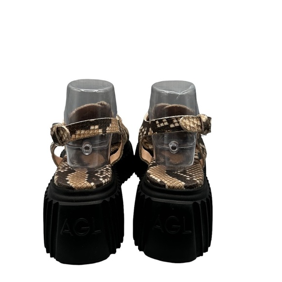 NEW AGL | Violante Platform Slingback Sandal in Python print - Picture 3 of 7